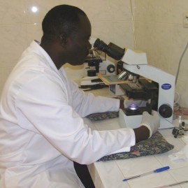 Progetto analizzatore ematologico – Kouvè – Togo